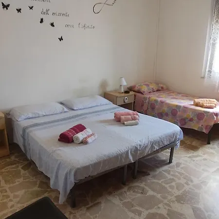 Il Girasole 3* كروتوني