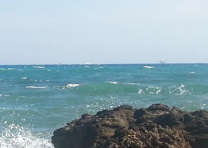 فندق مبيت وإفطار Il Girasole كروتوني